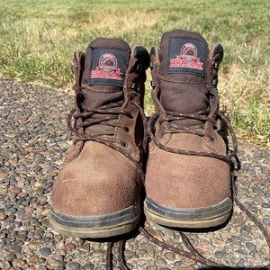 Steel toe work boots